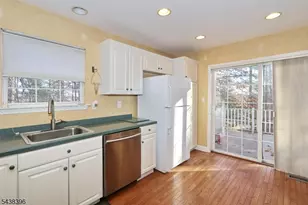 13 Minuteman Ct Ondo, Bernards Township, NJ 07920 - Photo 2