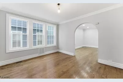 579 Newark Ave, Kenilworth, NJ 07033 - Photo 8