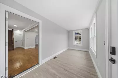 579 Newark Ave, Kenilworth, NJ 07033 - Photo 6