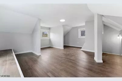 579 Newark Ave, Kenilworth, NJ 07033 - Photo 38