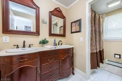 14 Stirling Ln, Wayne, NJ 07470 - Photo 14