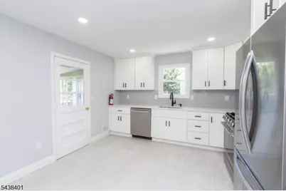 14 Hemlock Rd, Rockaway, NJ 07866 - Photo 4