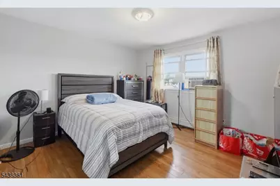 1134 Rivington St, Roselle, NJ 07203 - Photo 12