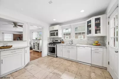 15 Clover Pl, Mine Hill, NJ 07803 - Photo 12