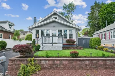 15 Clover Pl, Mine Hill, NJ 07803 - Photo 2
