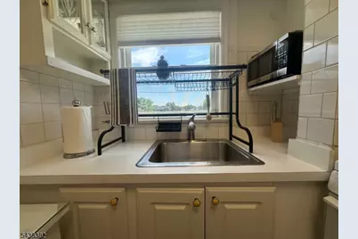 39 N Mountain Ave #5A, Montclair, NJ 07042 - Photo 18