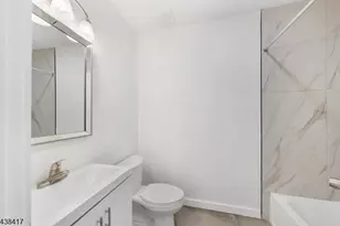 1119 Hampton Pl, Elizabeth, NJ 07201 - Photo 10