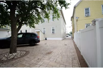74 Harrison Pl #2, Clifton, NJ 07011 - Photo 14