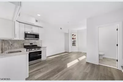 1119 Hampton Place #2, Elizabeth, NJ 07201 - Photo 2