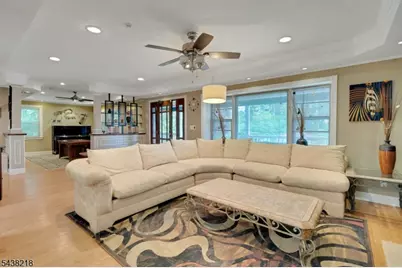 72 Mountain Ave, Warren Township, NJ 07059 - Photo 8