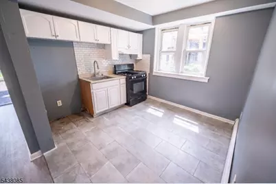 71 Oak St (Rear), Keansburg, NJ 07734 - Photo 10
