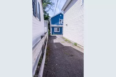 71 Oak St (Rear), Keansburg, NJ 07734 - Photo 32