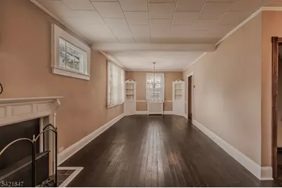 960 Moessner Ave, Union Township, NJ 07083 - Photo 10
