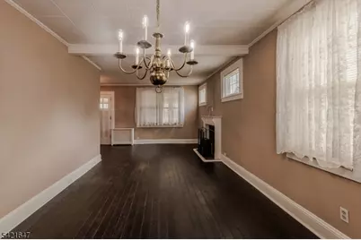 960 Moessner Ave, Union Township, NJ 07083 - Photo 14