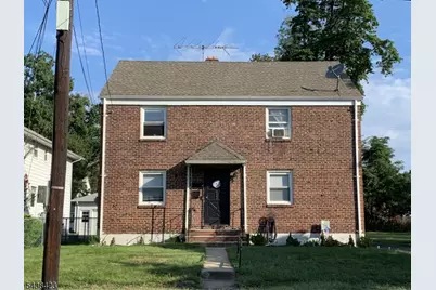 824 2nd St, Dunellen, NJ 08812 - Photo 1