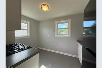 824 2nd St, Dunellen, NJ 08812 - Photo 10
