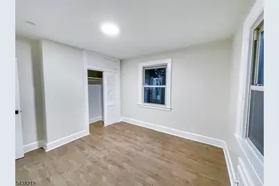 258 Isabella Ave, Irvington, NJ 07111 - Photo 16