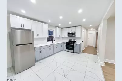 258 Isabella Ave, Irvington, NJ 07111 - Photo 10
