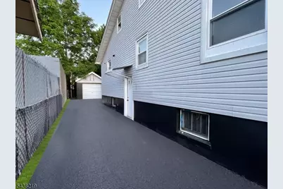 258 Isabella Ave, Irvington, NJ 07111 - Photo 32