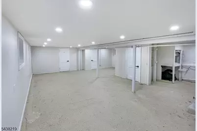 258 Isabella Ave, Irvington, NJ 07111 - Photo 34