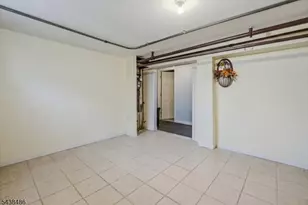 42 Rossmore Pl, Belleville, NJ 07109 - Photo 36