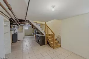 42 Rossmore Pl, Belleville, NJ 07109 - Photo 38