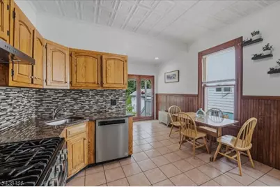42 Rossmore Pl, Belleville, NJ 07109 - Photo 16