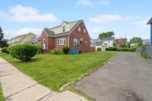 57 Devon St, North Arlington, NJ 07031 - Photo 2