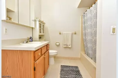 5420 Richmond Rd #420, West Milford, NJ 07480 - Photo 6