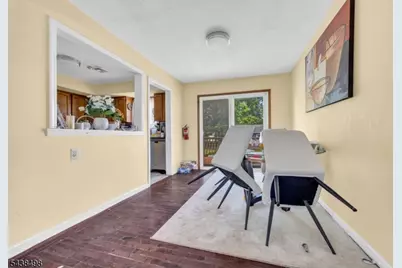 26 Nancy Ln, Piscataway Township, NJ 08854 - Photo 10