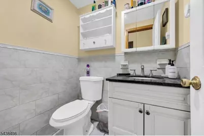 26 Nancy Ln, Piscataway Township, NJ 08854 - Photo 20