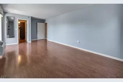 300 Main St, Little Falls Township, NJ 07424 - Photo 14