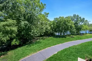 300 Main St, Little Falls Township, NJ 07424 - Photo 24
