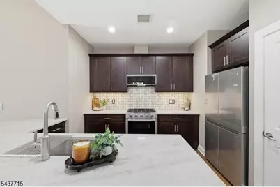 9 Coneflower Ct, Allamuchy Township, NJ 07840 - Photo 12