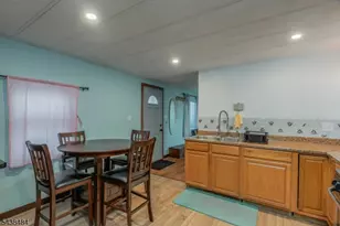 191 W 24th St, Bayonne, NJ 07002 - Photo 6