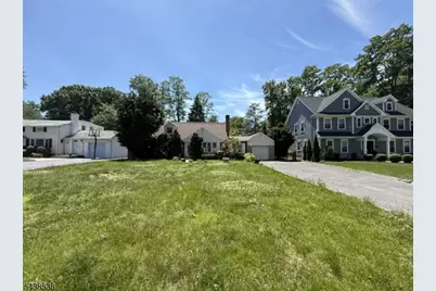 364 Acacia Rd, Scotch Plains Township, NJ 07076 - Photo 2