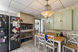 364 Acacia Rd, Scotch Plains Township, NJ 07076 - Photo 16