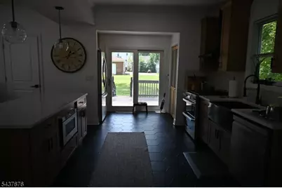 721 Summit St, Linden, NJ 07036 - Photo 12