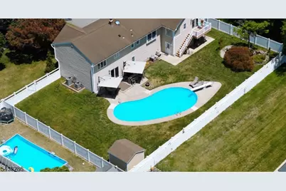 15 Kuiken Ct, Wayne, NJ 07470 - Photo 36