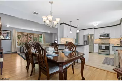 15 Kuiken Ct, Wayne, NJ 07470 - Photo 8