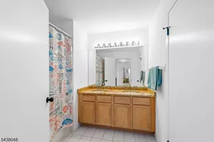129 Autumn Ct, Roxbury Township, NJ 07852 - Photo 16