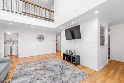 129 Autumn Ct, Roxbury Township, NJ 07852 - Photo 6