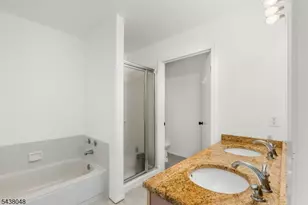 129 Autumn Ct, Roxbury Township, NJ 07852 - Photo 12