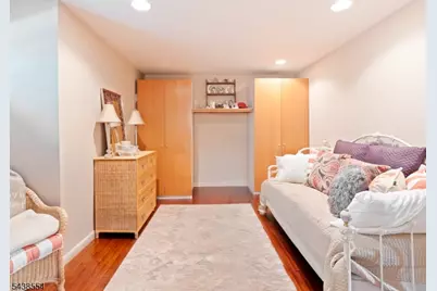 18 Kentworth Ct, Raritan Township, NJ 08822 - Photo 26