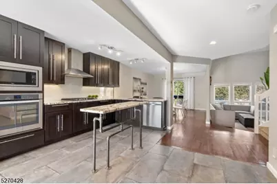 3 Dogwood Ct, Woodland Park, NJ 07424 - Photo 2