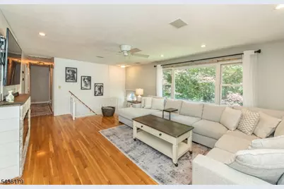 6 Benjamin, Hopatcong, NJ 07874 - Photo 8