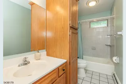6 Benjamin, Hopatcong, NJ 07874 - Photo 22