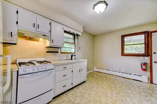 215 S 18th Ave, Manville, NJ 08835 - Photo 16