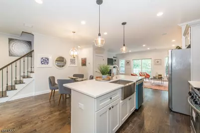 21 Chaz Way, Fairfield, NJ 07004 - Photo 2