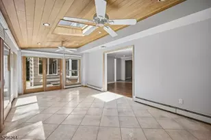 7 Mansfield Ct, Livingston, NJ 07039 - Photo 14